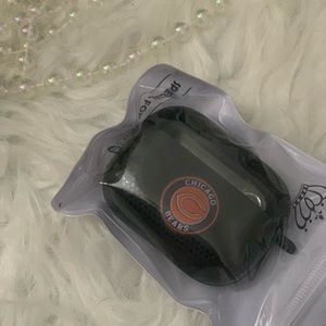 Chicago bears AirPod case